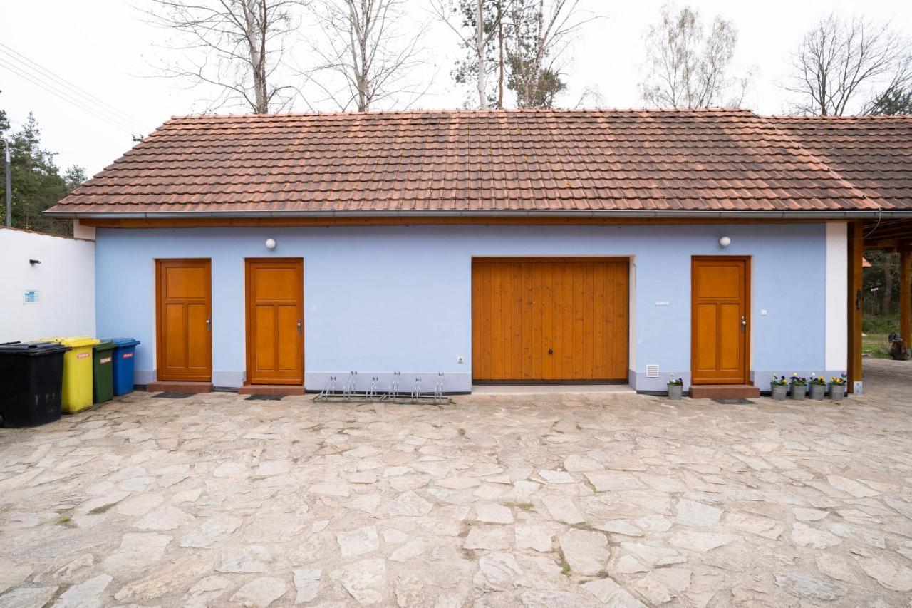 Penzion U Hajovny U Piskoven - Vlkov Exterior photo