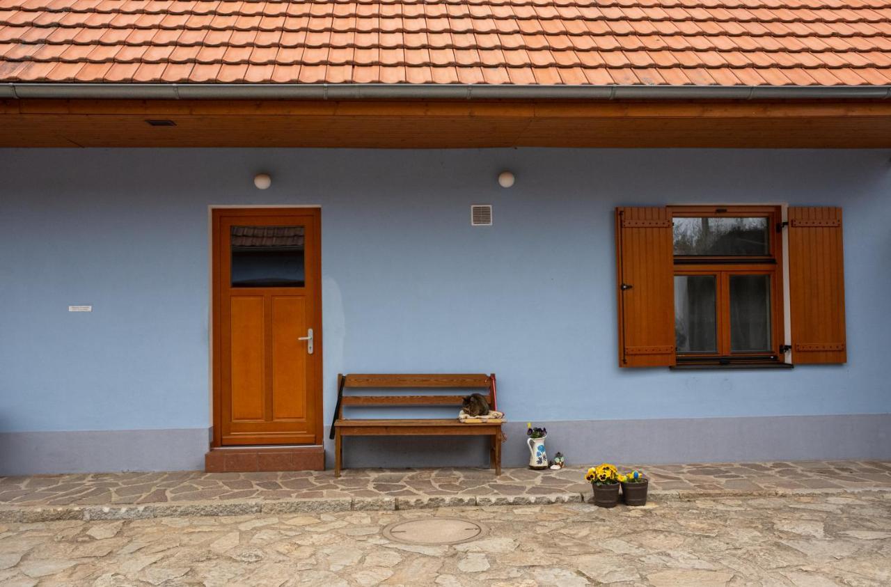 Penzion U Hajovny U Piskoven - Vlkov Exterior photo